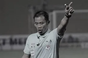 Các trận bóng Việt Nam có phút mặc niệm tưởng nhớ trọng tài Trần Đình Thịnh