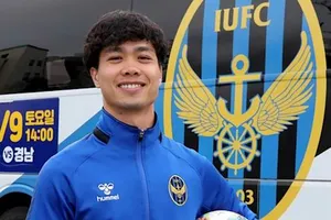 ‘HLV bàn phím' làm khổ Công Phượng 