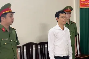 Tiến sĩ luật Đặng Anh Quân tiếp tục bị tạm giam chờ xét xử