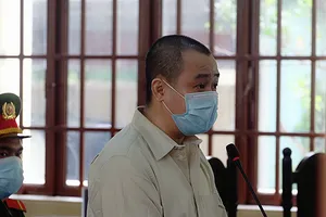 Diễn viên hài Hữu Tín bị phạt 7 năm 6 tháng tù