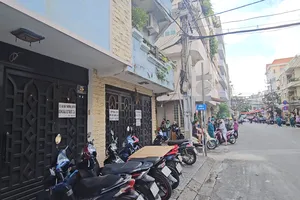 Vụ tranh chấp di sản của cố NSƯT Vũ Linh: Tòa án xem xét thẩm định nhà số 05 Đoàn Thị Điểm