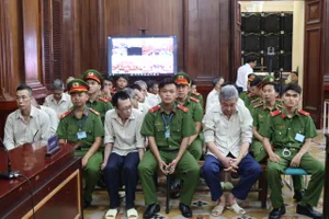 Đại án đăng kiểm: Đưa cha vợ vào làm tại trung tâm đăng kiểm để nhận tiền hối lộ