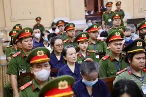 Xét xử vụ Vạn Thịnh Phát giai đoạn 2: Nhiều người thân của các bị cáo là bị hại của Trương Mỹ Lan