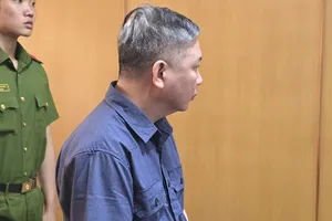 Mạo danh Phó cục trưởng Cục An ninh điều tra Bộ Công an để tư vấn pháp luật