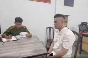 Khởi tố, tạm giam thanh niên đánh bảo vệ ở Phố đi bộ Nguyễn Huệ