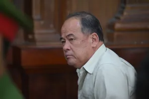 Cựu chủ tịch tỉnh An Giang trần tình, khai đã trả lại 'tiền cảm ơn' từ Trung Hậu 68