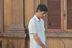 Gia công sáp đánh bóng gạch, bị cáo khiến 7 người trong gia đình thiệt mạng