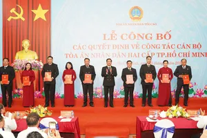 Công bố 9 Phó chánh án TAND TP.HCM mới và 19 Chánh án TAND khu vực