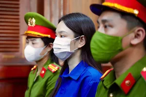 Hoa hậu Thùy Tiên nói lời sau cùng: 'Đây là bài học rất lớn cho bị cáo'