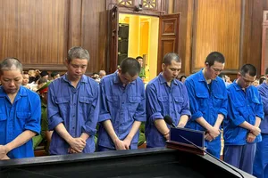 Cựu cán bộ thuế bảo kê đường dây mua bán hóa đơn, nhận hối lộ 3,5 tỉ đồng 