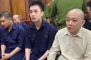 'Nhóm mới nổi' lãnh án vì cho vay với lãi suất 'cắt cổ'