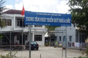 Vụ khó mua hồ sơ đấu giá đất công: Dời phiên đấu giá