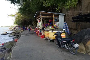 Khu du lịch Hòn Đá Bạc mất khách nghiêm trọng