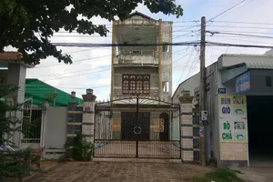 Hoãn xử, chờ ngân hàng bổ sung chứng cứ vụ yêu cầu bán nhà DN