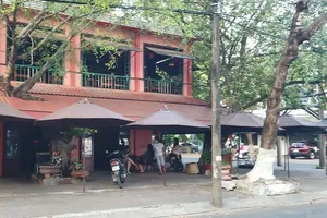 Hàng quán ở TP Cà Mau tạm ngưng bán để phòng chống COVID-19