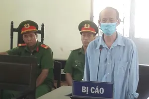 Người đàn ông 67 tuổi hết hiếp dâm rồi lại dâm ô 