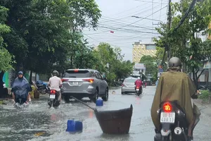 Mưa dầm, đường nội ô TP Cà Mau hư hỏng nặng