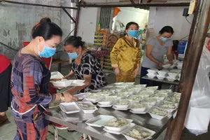 Cà Mau và Bạc Liêu triển khai các biện pháp mạnh giảm người ra đường