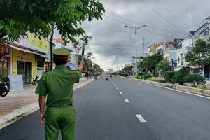 1 tháng giãn cách, Cà Mau phạt hành chính 6,1 tỉ đồng