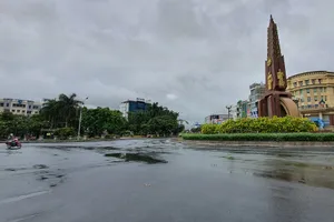 Cà Mau tạm dừng khai giảng năm học, chuẩn bị điều kiện dạy trực tuyến