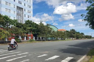 Cà Mau: Một gia đình có 10 người dương tính COVID-19