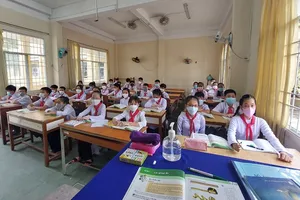 Bí thư Cà Mau đề nghị toàn dân tự test nhanh COVID 2 lần/tuần