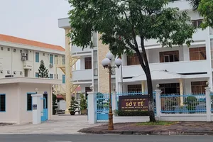 Bạc Liêu: Cảnh cáo Giám đốc và Phó Giám đốc Sở Y tế 