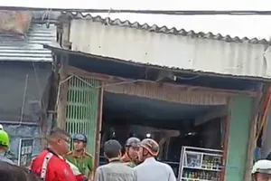 Cà Mau: Hàng xóm phá cửa, phát hiện 2 mẹ con tử vong trong nhà 