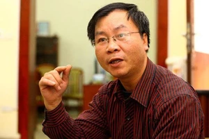 'Việt Nam muốn vượt Singapore không khó nhưng...' 