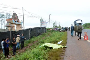 Lái xe tông chết người ra đầu thú