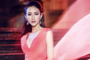 Hà Thu lọt tốp 10 thí sinh tại Miss Earth 2017