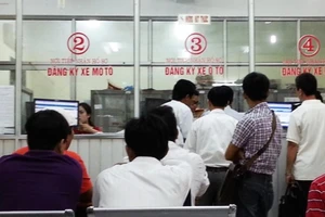 Từ 12-2, bán xe không phải thông báo với công an