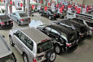 Từ 1-3: Kiểm tra từng ô tô nhập khẩu