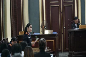 Đại án ngân hàng: Kiểm sát viên ý kiến về chỗ ngồi mới 