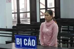 Nhận tới 3 bản án mà vẫn chưa đi tù vì “bận”… đẻ