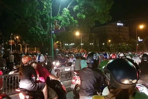 Nhóm người quá khích lại phá trụ sở tỉnh Bình Thuận