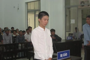 Mâu thuẫn, nam sinh lớp 10 đâm bạn học tử vong