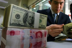 Tiền Việt Nam giữa bối cảnh tiền TQ 'vượt lằn ranh đỏ'