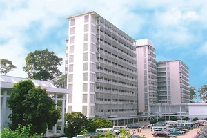 BV Chợ Rẫy tạm ngưng hoạt động 1 số khoa khám bệnh