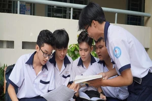 Dịch bệnh COVID-19 vào đề Văn thi lớp 10 