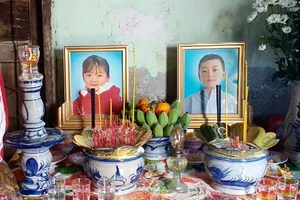 Người cha tìm thấy thi thể con 6 tuổi vụ 2 anh em chết, mất tích ở Ninh Thuận