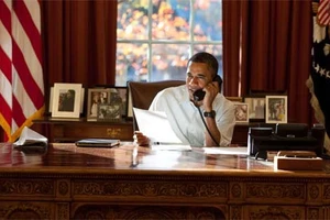 Thăm phòng làm việc của các lãnh đạo thế giới 