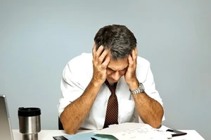  Run tay vì căng... đầu