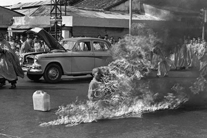 9 bức ảnh đắt giá trong lịch sử nhân loại 