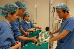 Lần đầu tiên ghép tế bào gốc chữa bại não