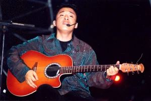 Chùm ảnh Lam Trường qua các thời kỳ do fan lưu giữ