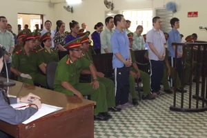 PC47 Long An nhận Huân chương Chiến công hạng nhì