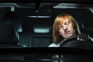 Vô-lăng phát hiện lái xe ngủ gật