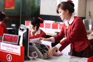 80% dân số "quay lưng" với dịch vụ ngân hàng