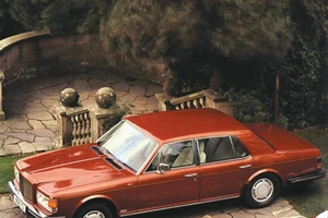 Xe cổ: Chơi và sinh lợi